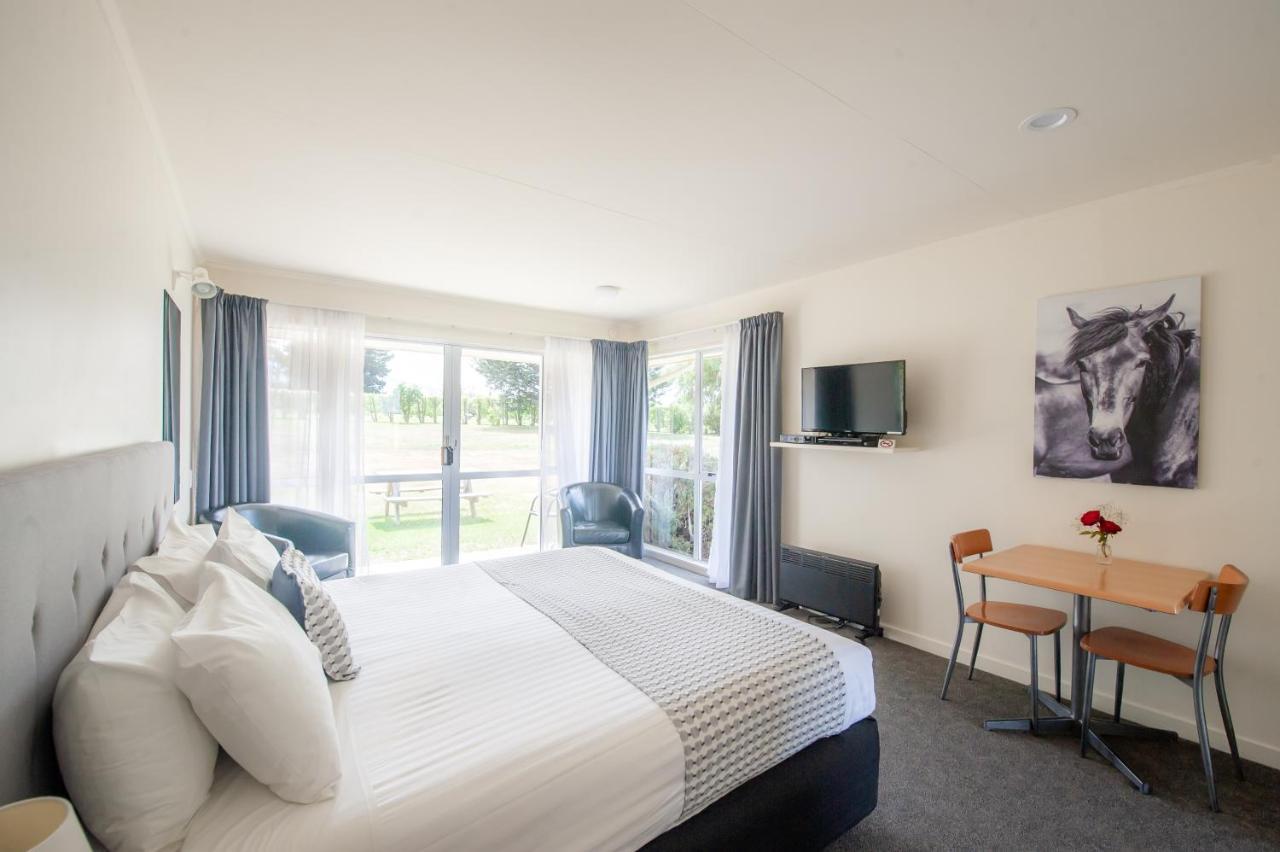Lake Dunstan Motel Cromwell Dış mekan fotoğraf