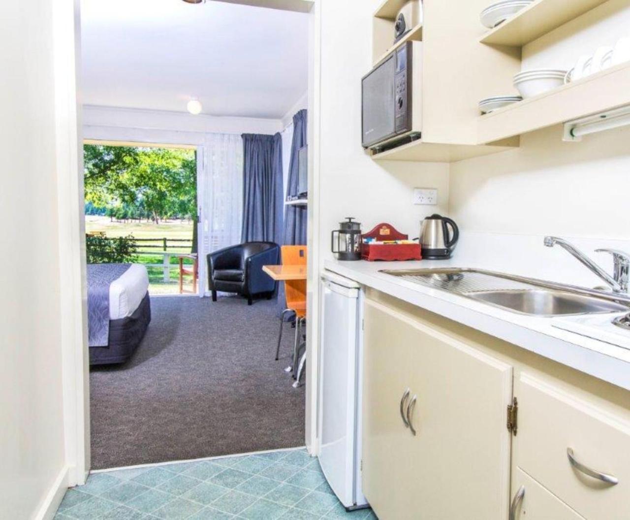 Lake Dunstan Motel Cromwell Dış mekan fotoğraf